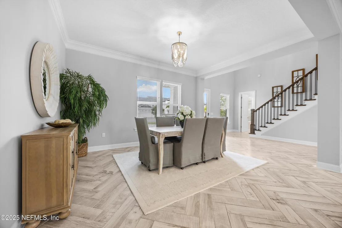 Photo of 10176 SILVERBROOK Trail