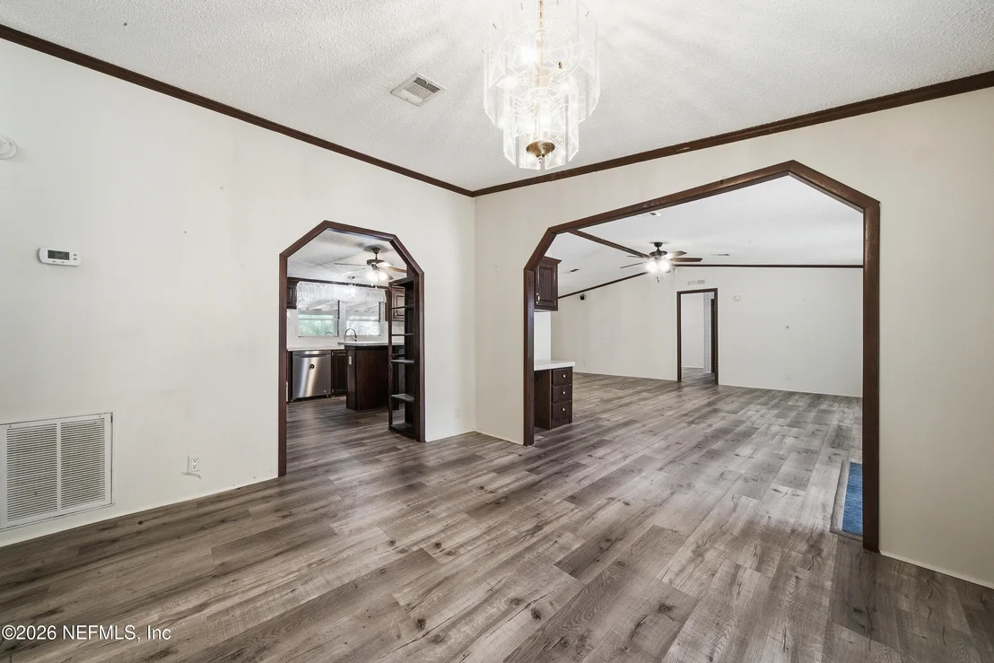 Photo of 13701 MACAPA Road