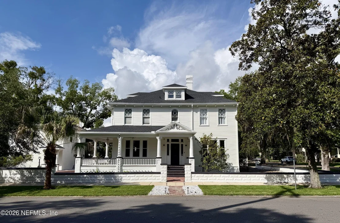 Photo of 3002 RIVERSIDE Avenue