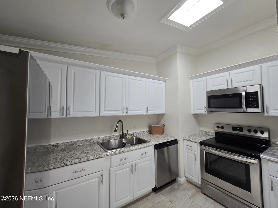 Photo of 13417 COLLEN Road