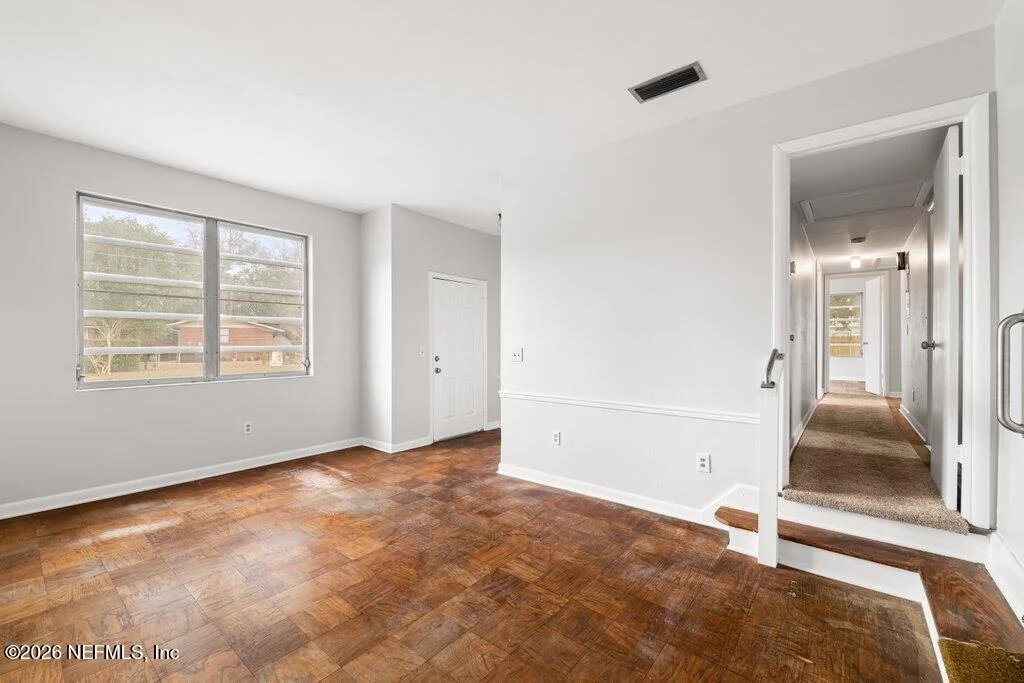 Photo of 7204 HERNANDO Road
