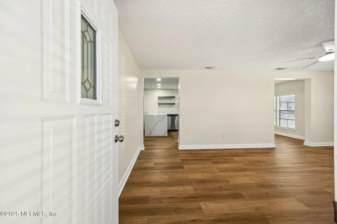 Photo of 7611 MCCOWAN Drive