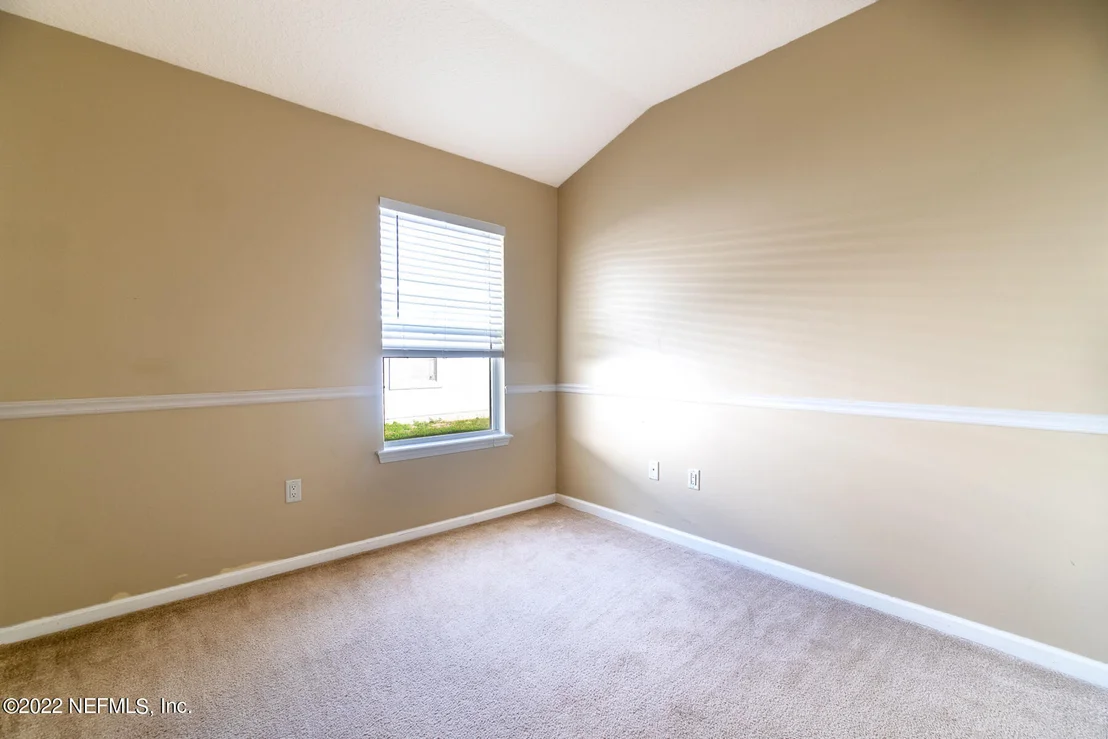 Photo of 1054 MOOSEHEAD Drive
