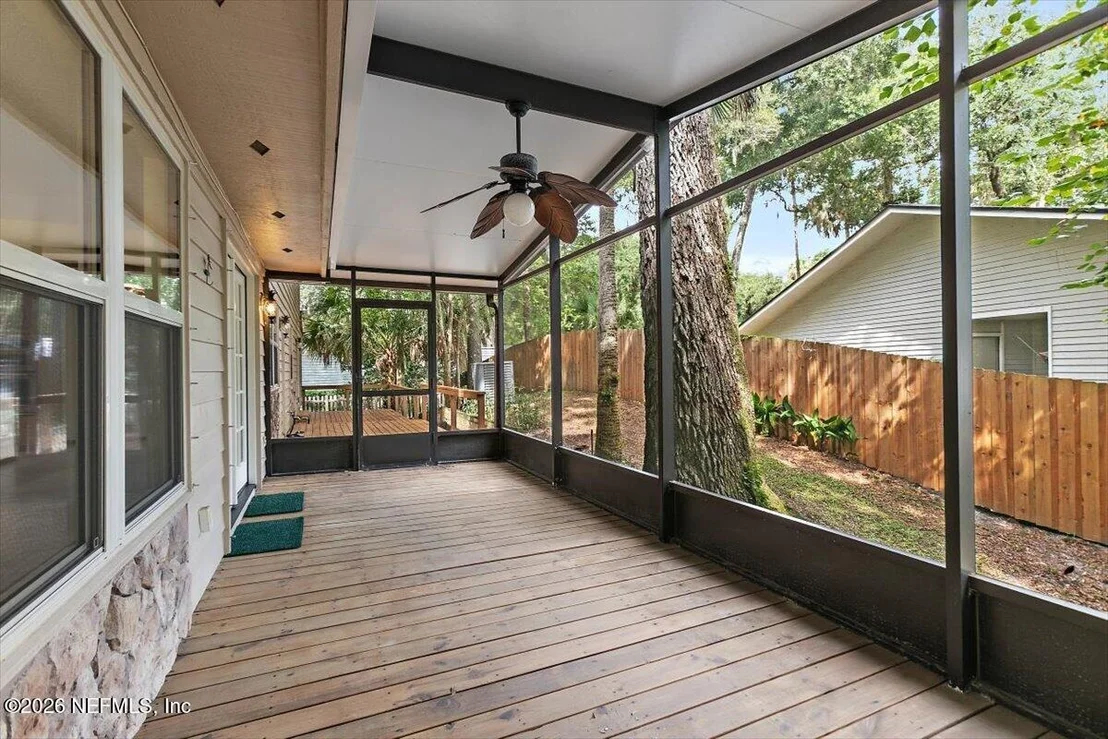 Photo of 1902 N SHERRY Drive N