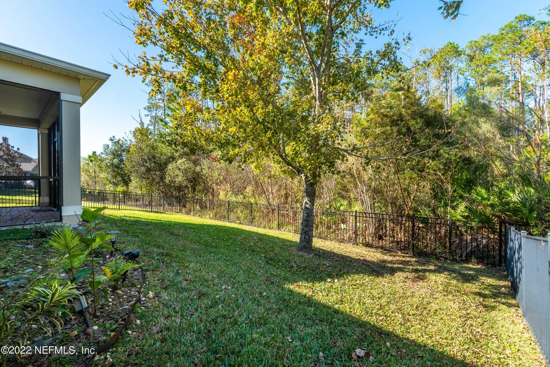 Photo of 699 ASPEN LEAF Drive