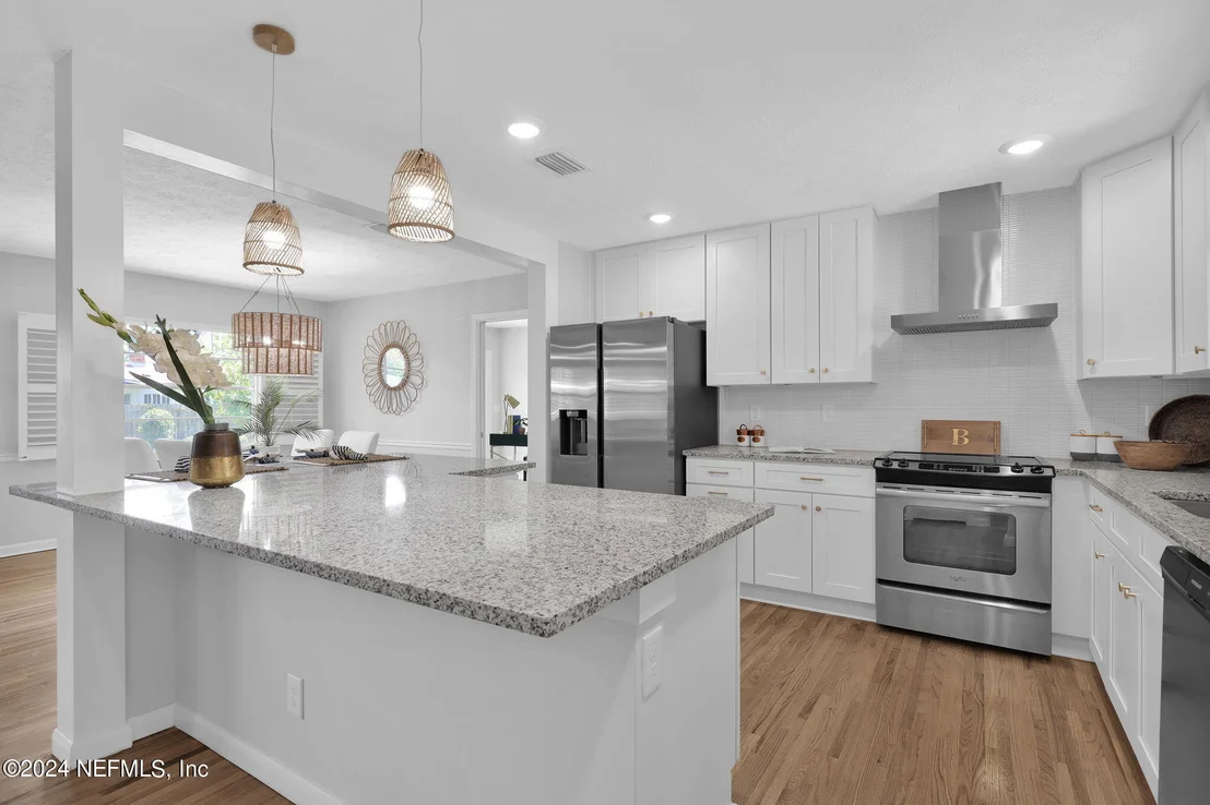 Photo of 2839 CEDARCREST Drive