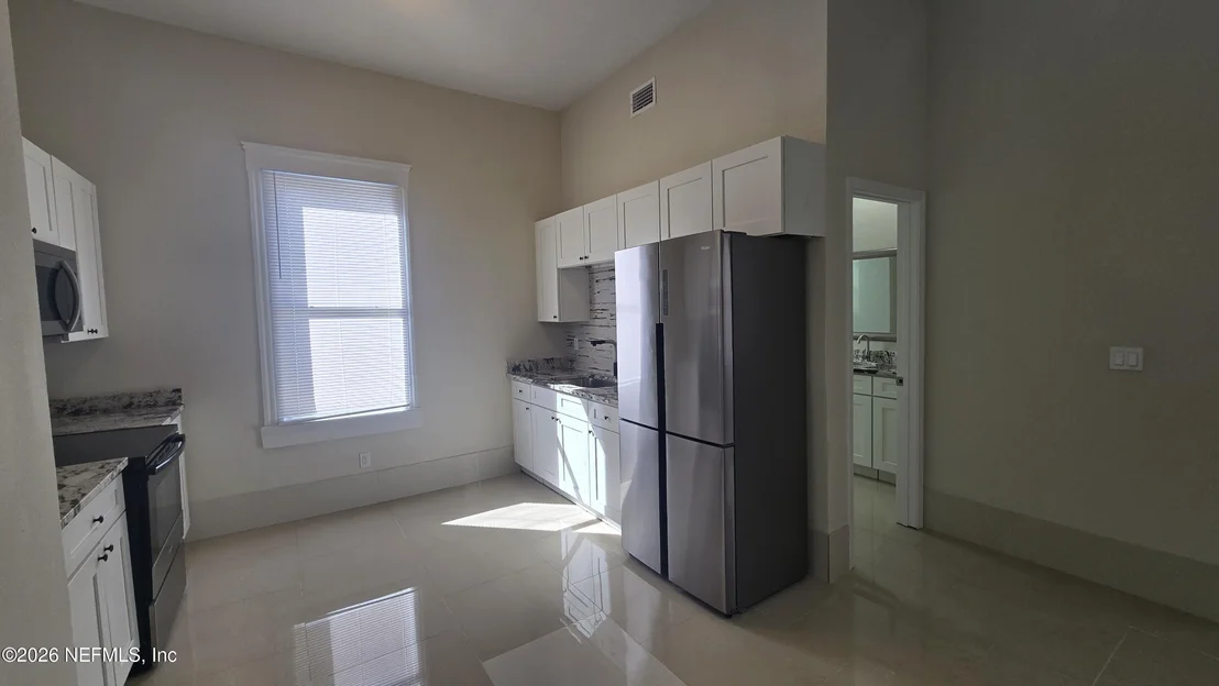Photo of 1127 SPEARING Street