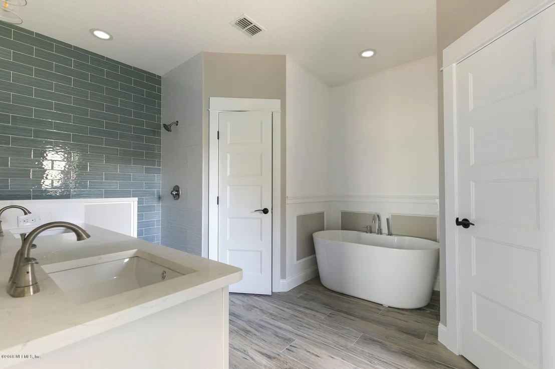 Photo of 310 SIXTEENTH Street