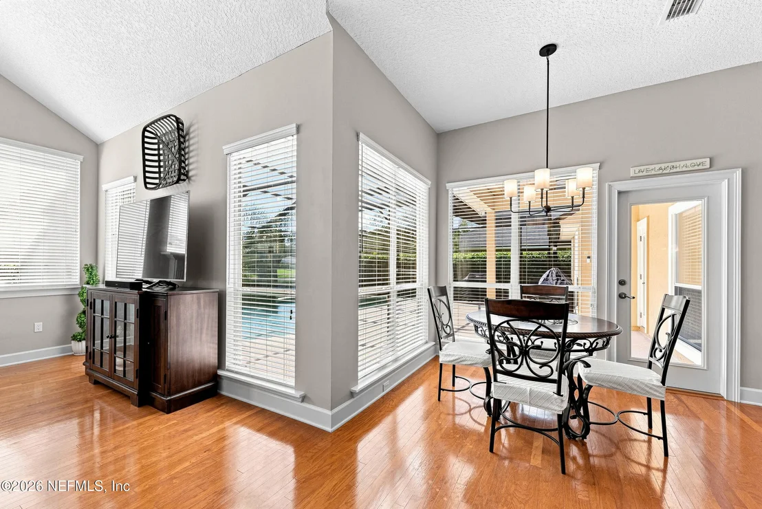 Photo of 1304 HONEYSUCKLE Drive