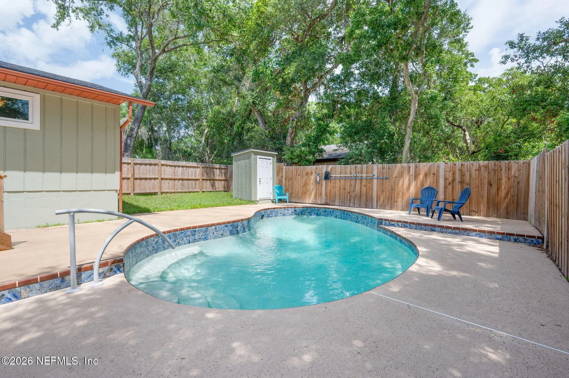 Photo of 507 GENTIAN Road