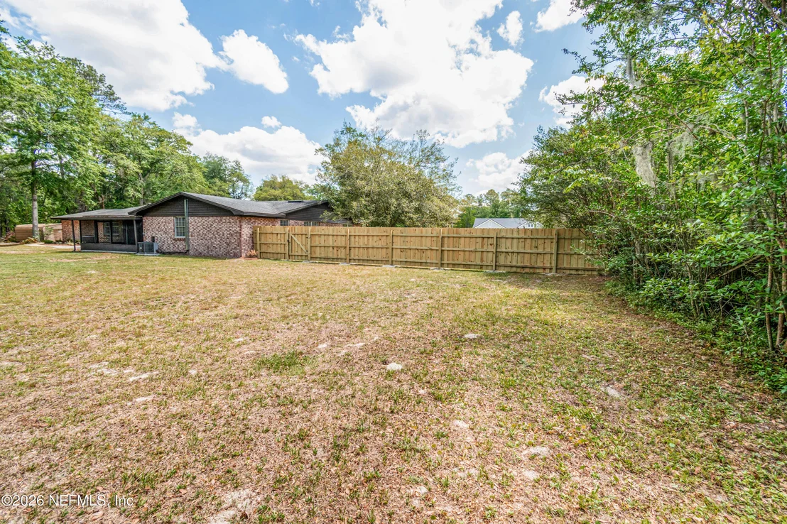 Photo of 6172 MILTONDALE Road