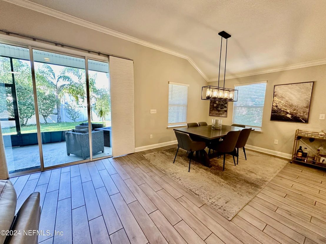 Photo of 1135 SHETLAND Drive
