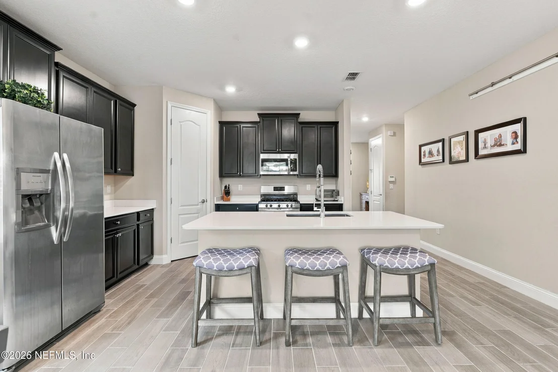 Photo of 83 BOYLSTON Court