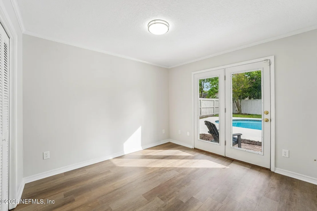 Photo of 1607 SHEFFIELD Place