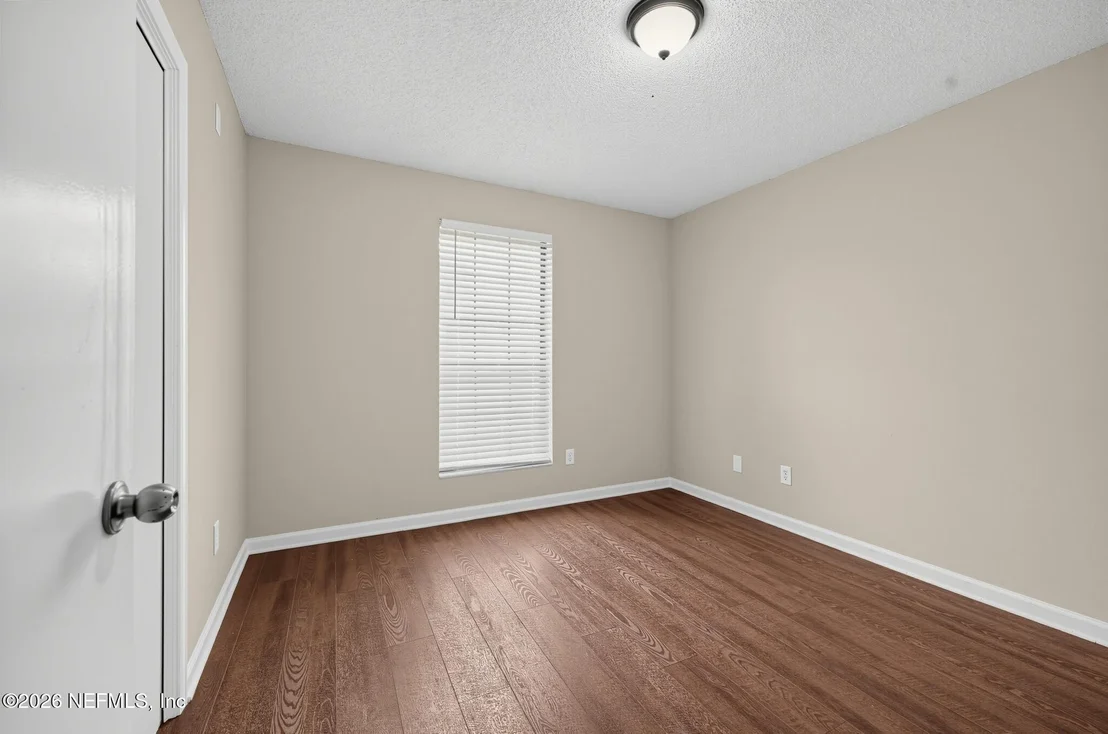 Photo of 977 SANDSTONE Drive