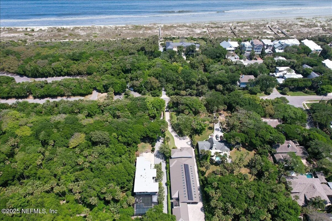 Photo of 2446 SEMINOLE Road
