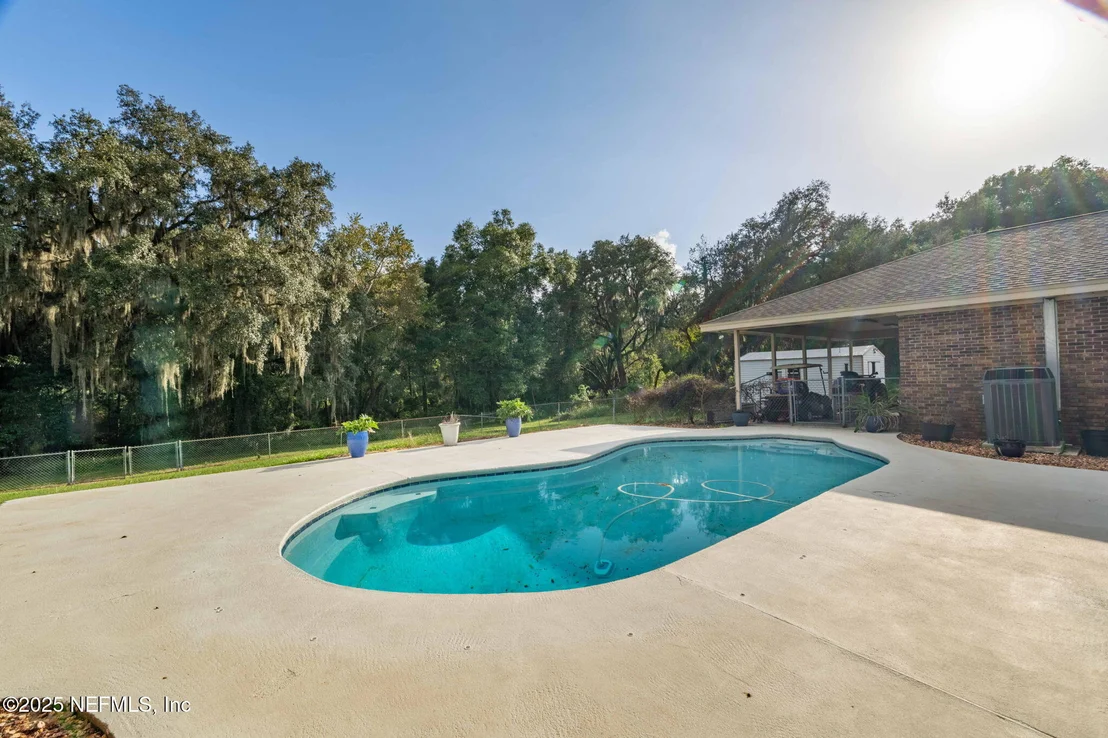 Photo of 105 DAIRY Road