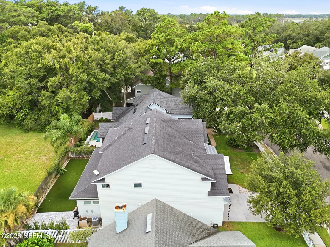 Photo of 760 PARADISE Lane