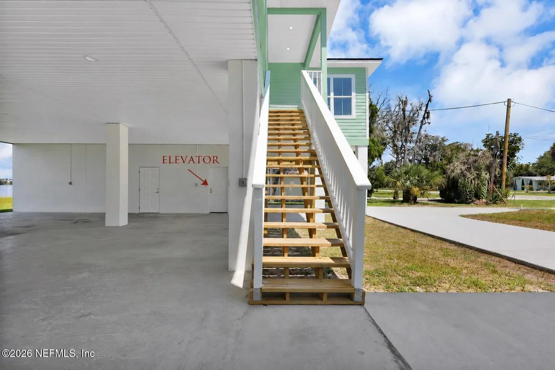 Photo of 6030 HECKSCHER Drive
