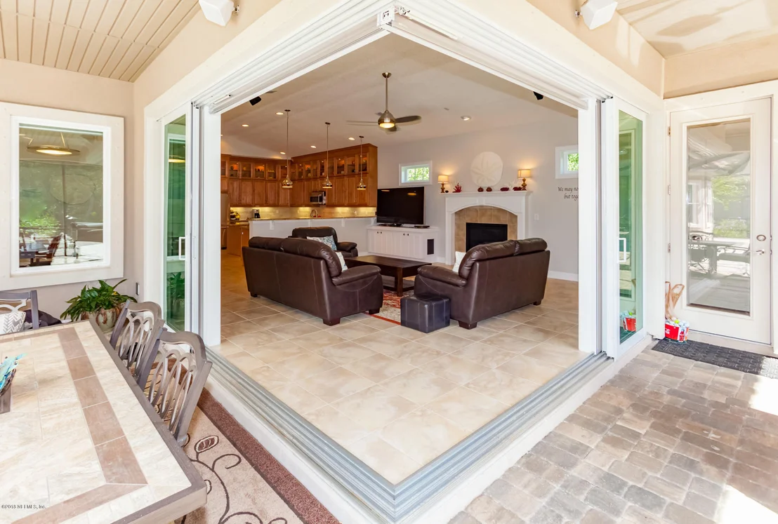 Photo of 216 VALE Drive