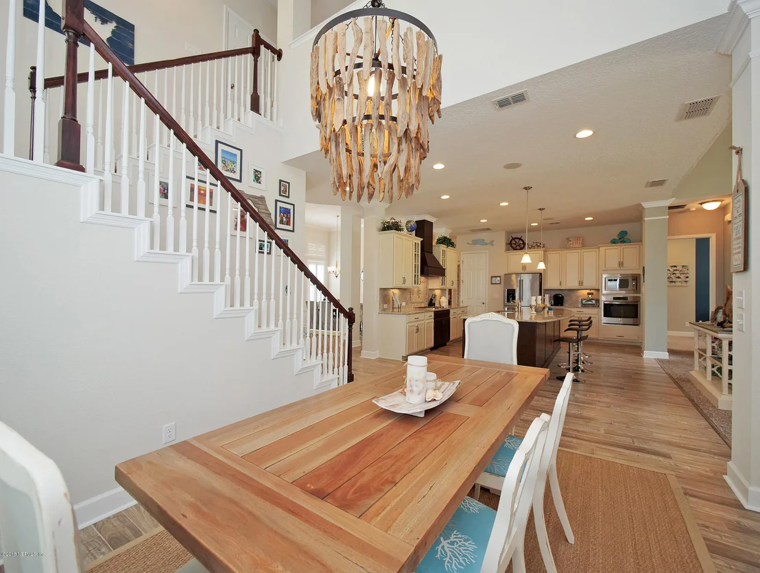 Photo of 453 EAGLE ROCK Drive