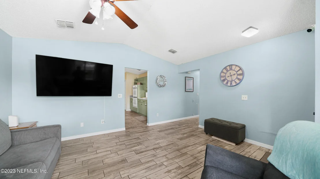 Photo of 8169 MORRISTOWN Trail