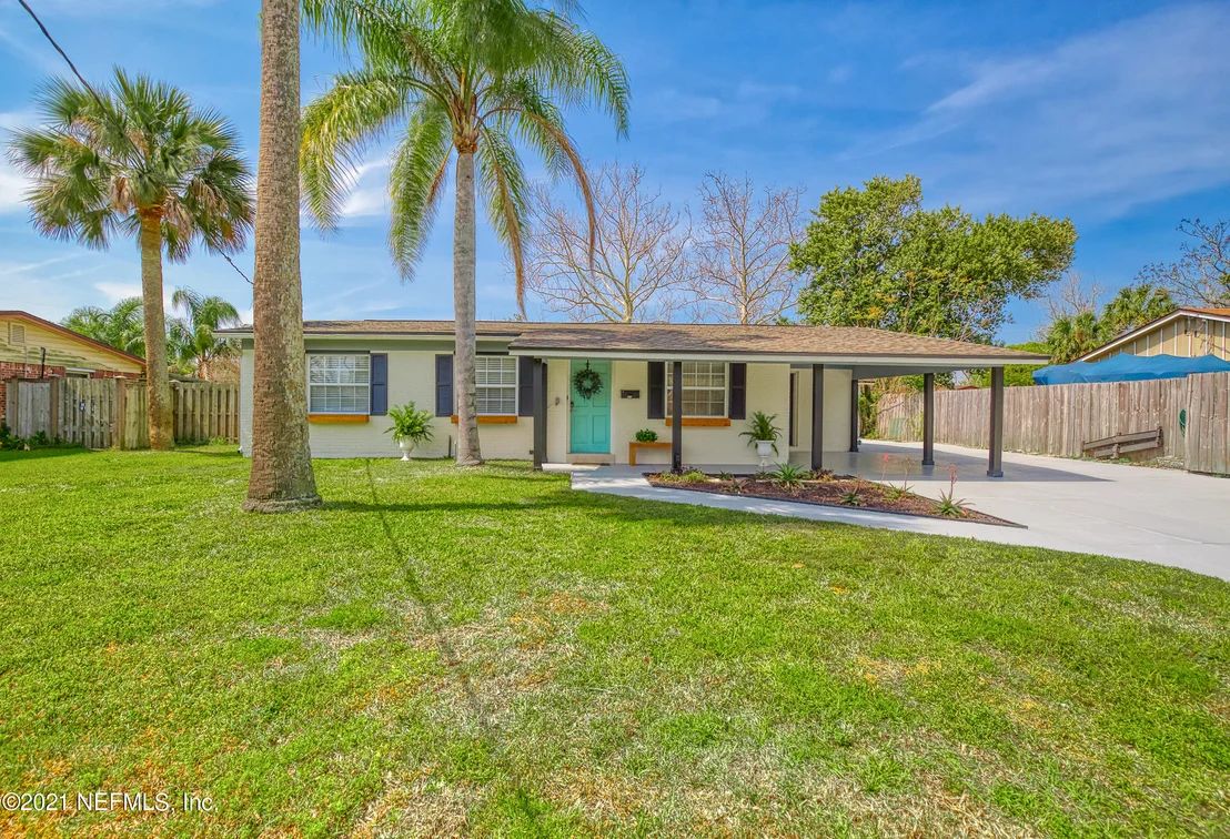 Photo of 412 WHITING Lane