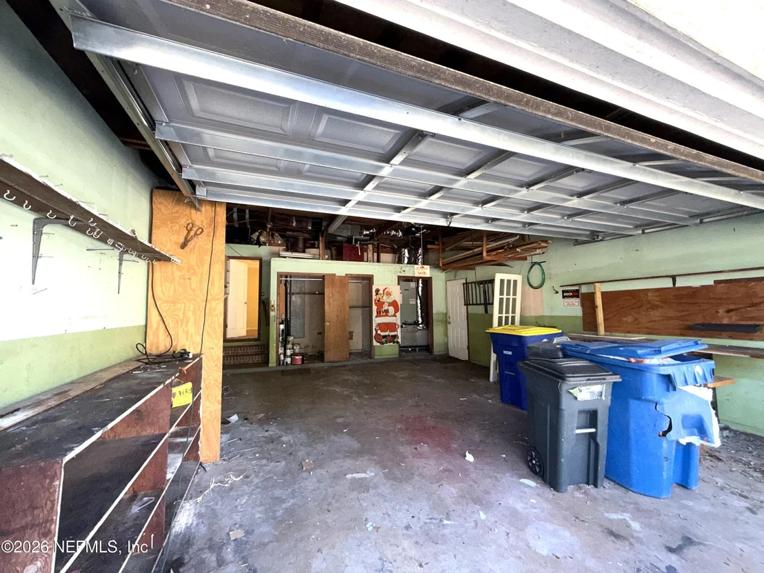 Photo of 976 TOWNSEND Boulevard