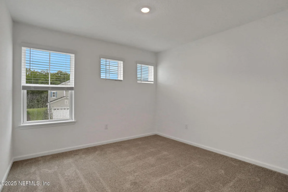 Photo of 722 FARMFIELD Drive