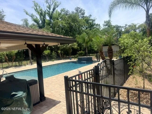 Photo of 1030 BERNATH Road