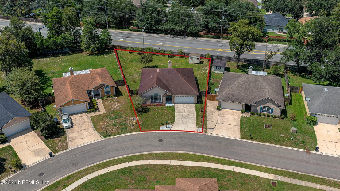 Photo of 7975 MACINNES Drive
