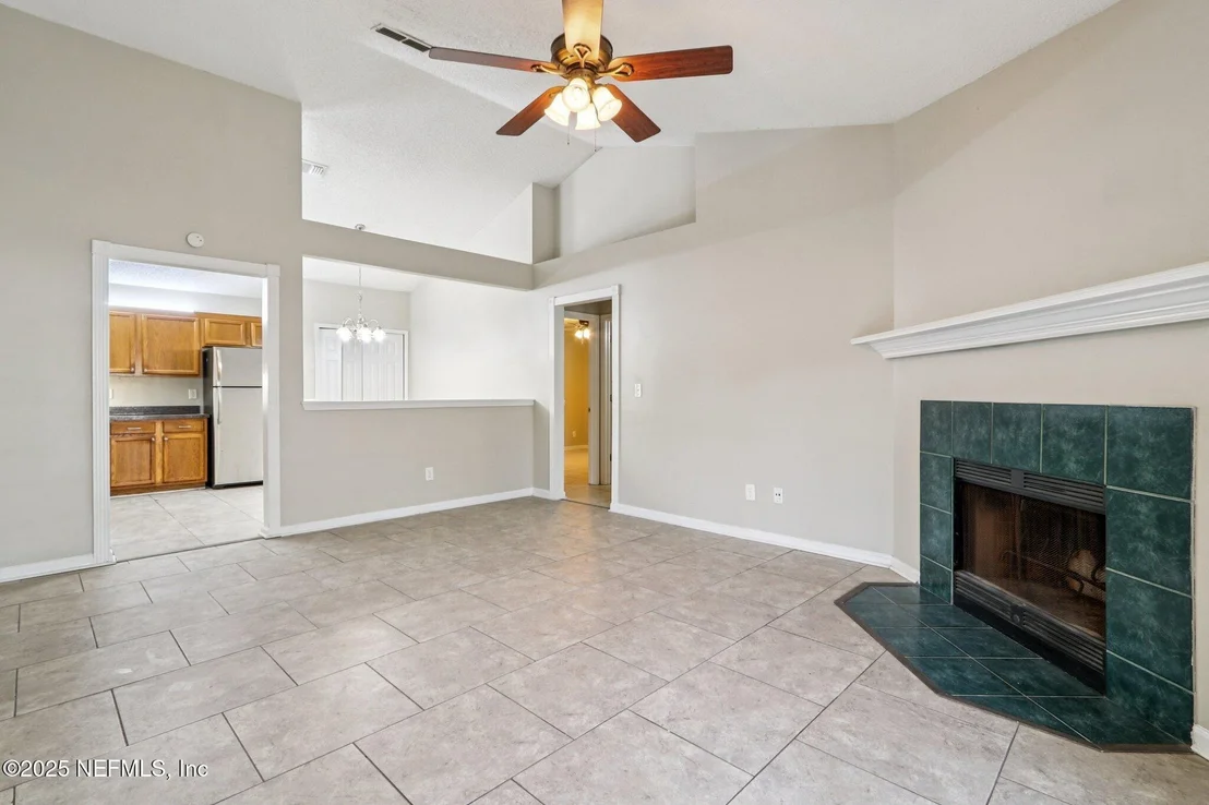 Photo of 1864 SHERATON LAKES Circle