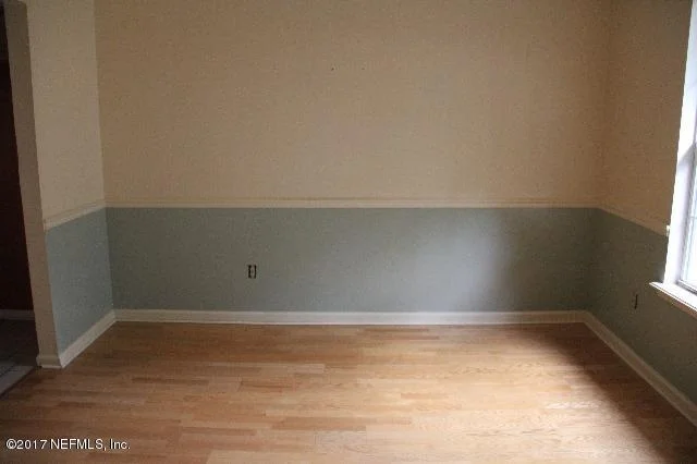 Photo of 2562 EIFFEL Circle W