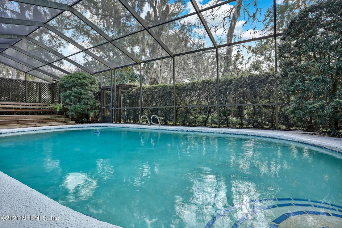 Photo of 11432 RIVER KNOLL Drive