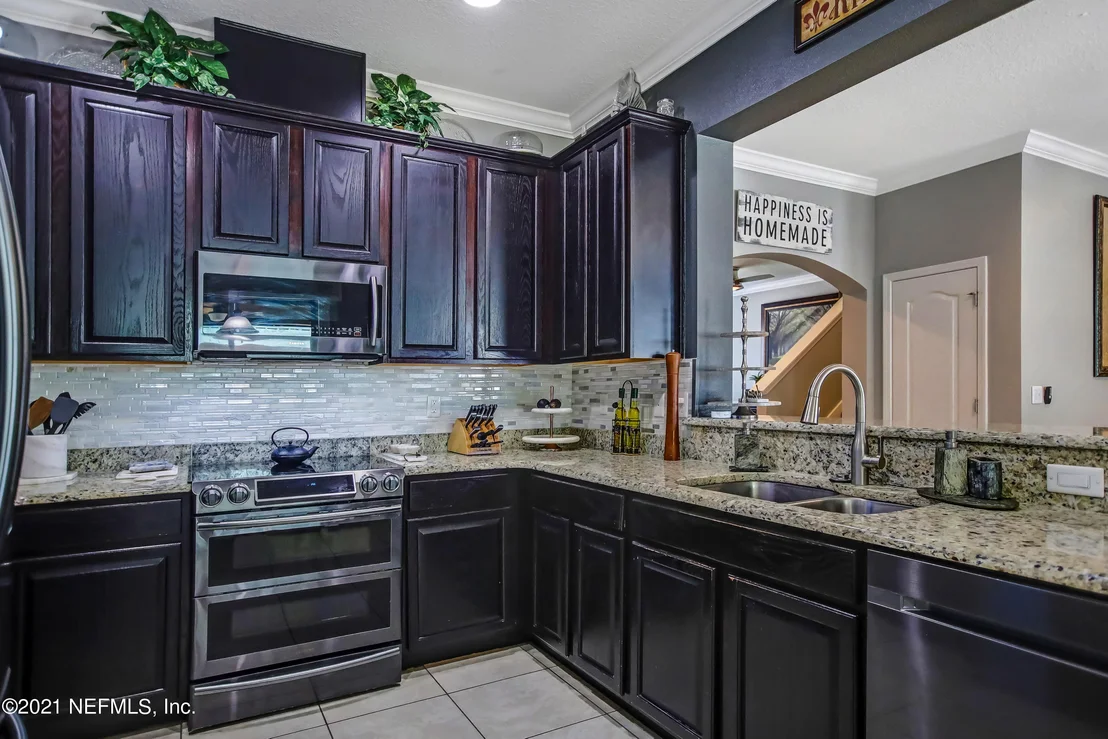 Photo of 59 RIACHUELO Lane