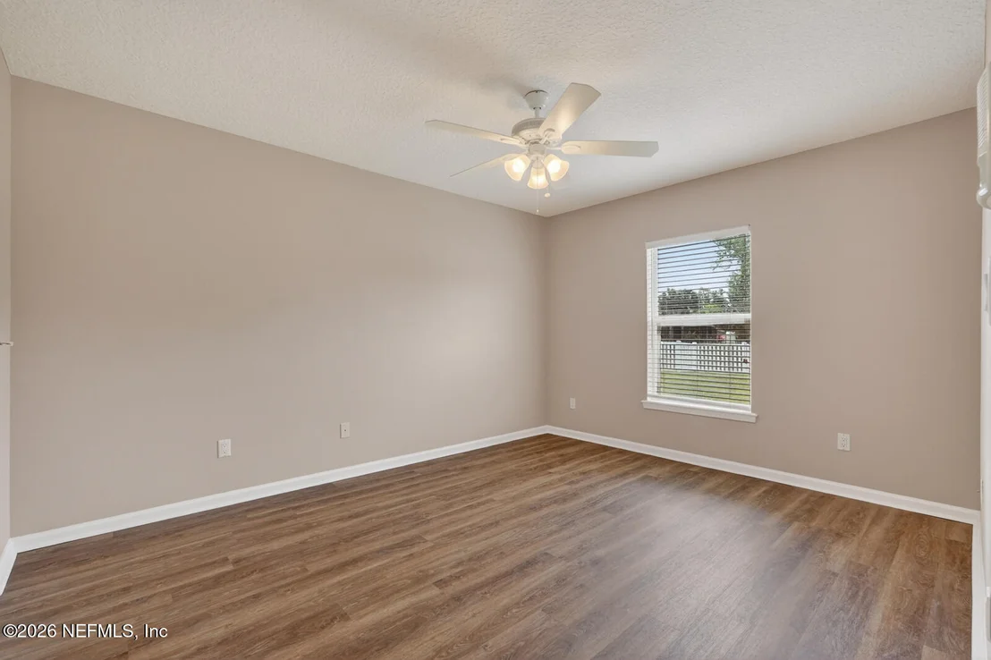Photo of 1104 HIDEAWAY Drive N