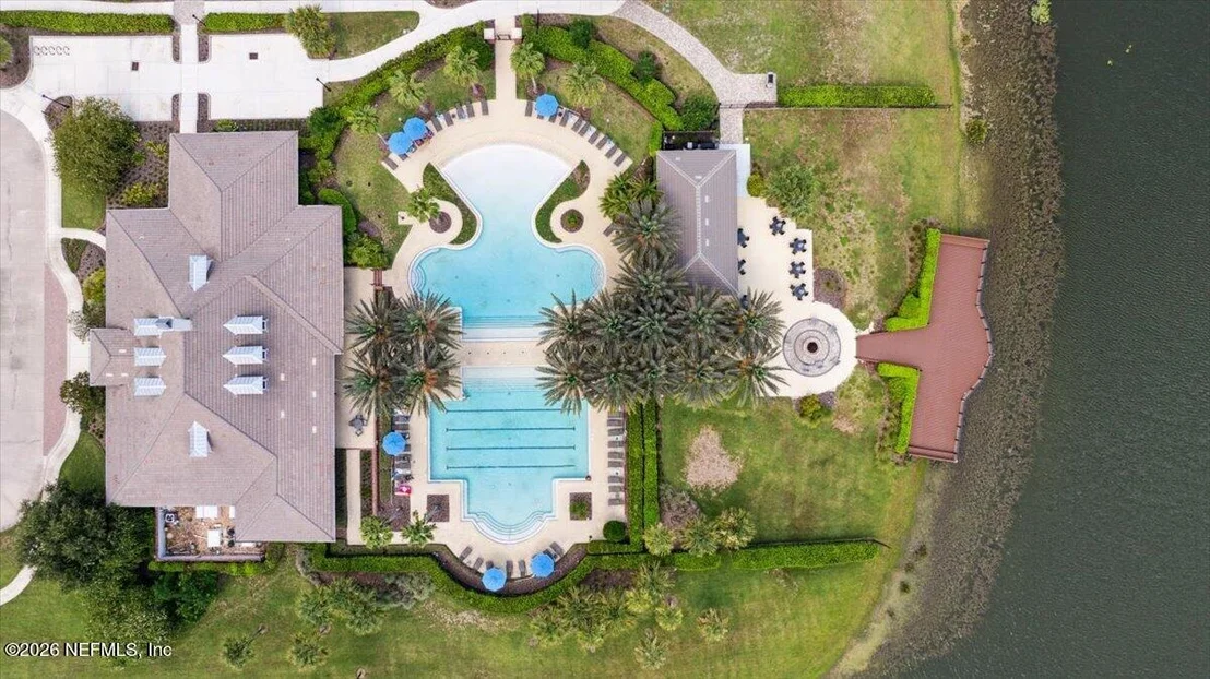 Photo of 205 HEATHERWOOD Court