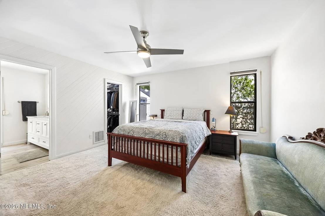 Photo of 330 GARDEN Lane
