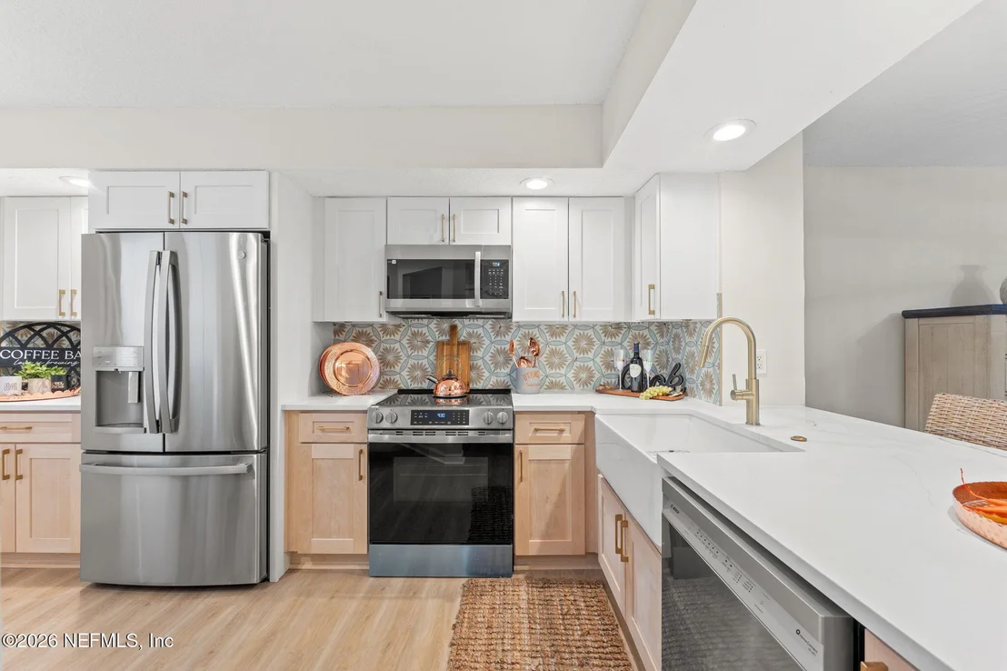 Photo of 213 AQUARIUS Circle N