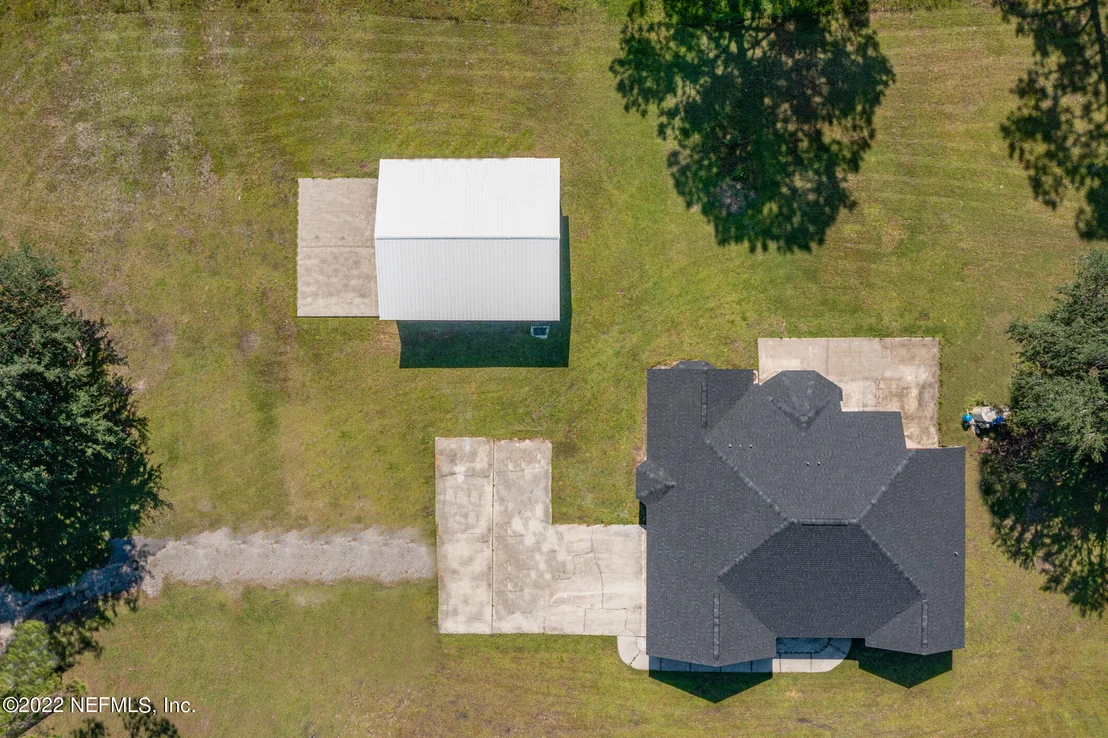Photo of 48077 MERIDIAN Trail