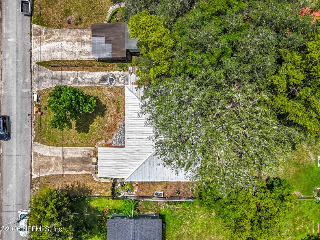 Photo of 7410 PINEVILLE Drive