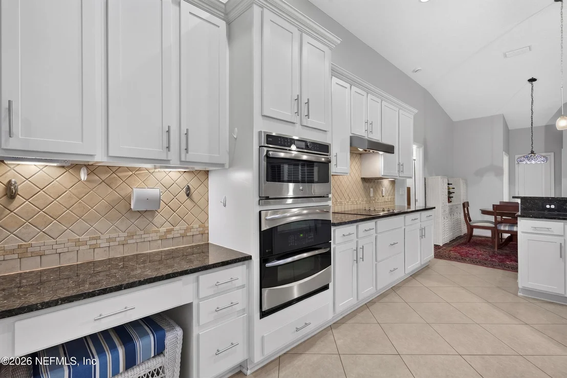 Photo of 2080 CROWN Drive
