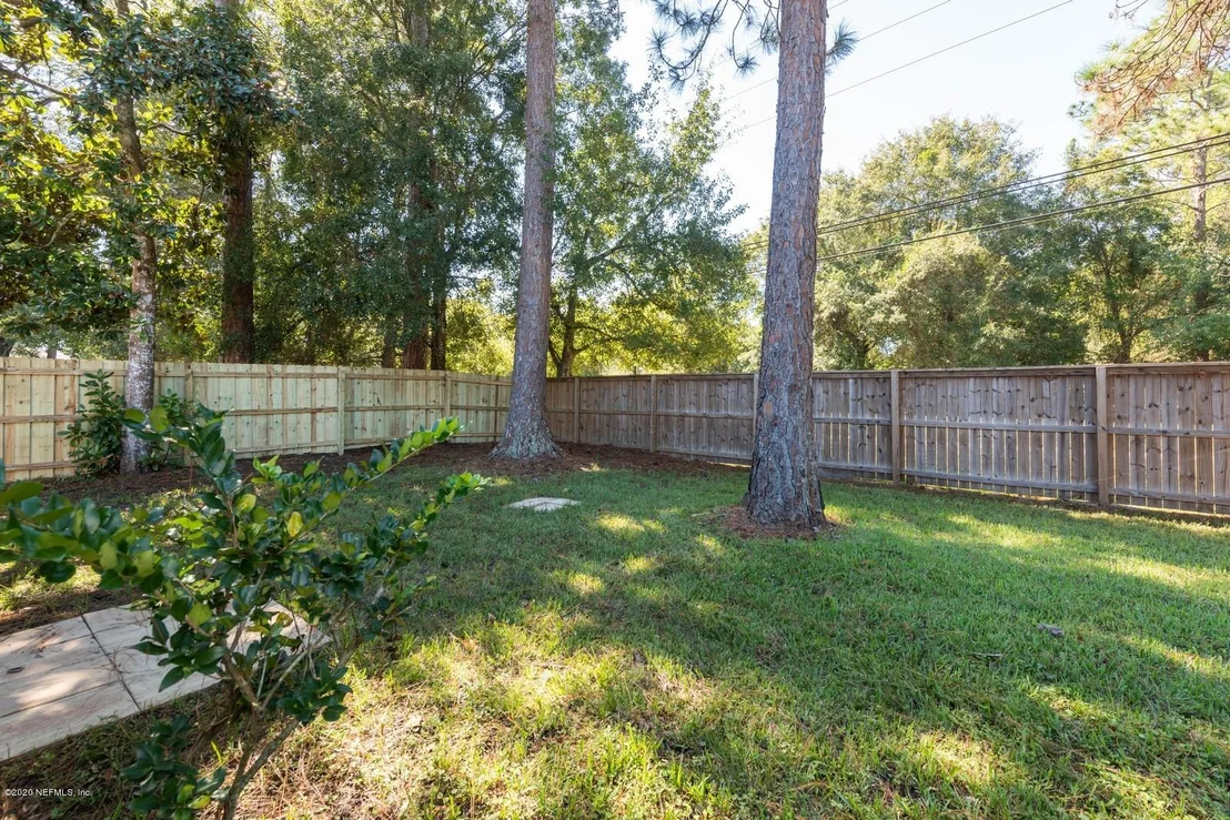 Photo of 1524 MAPLE LEAF Lane