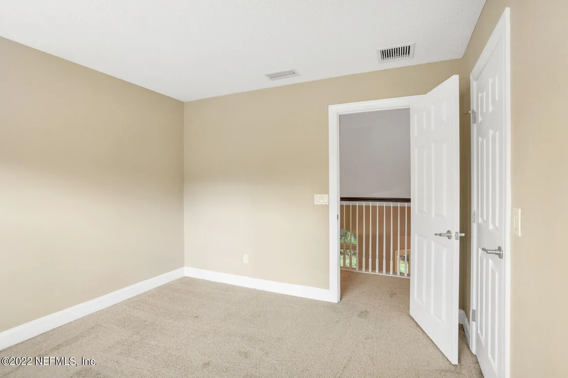 Photo of 275 STONEWELL Drive