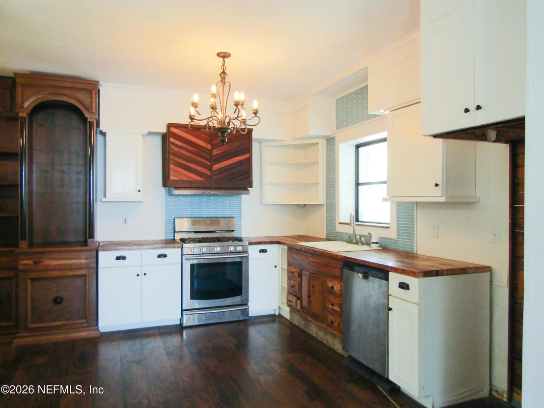 Photo of 546 BAISDEN Road