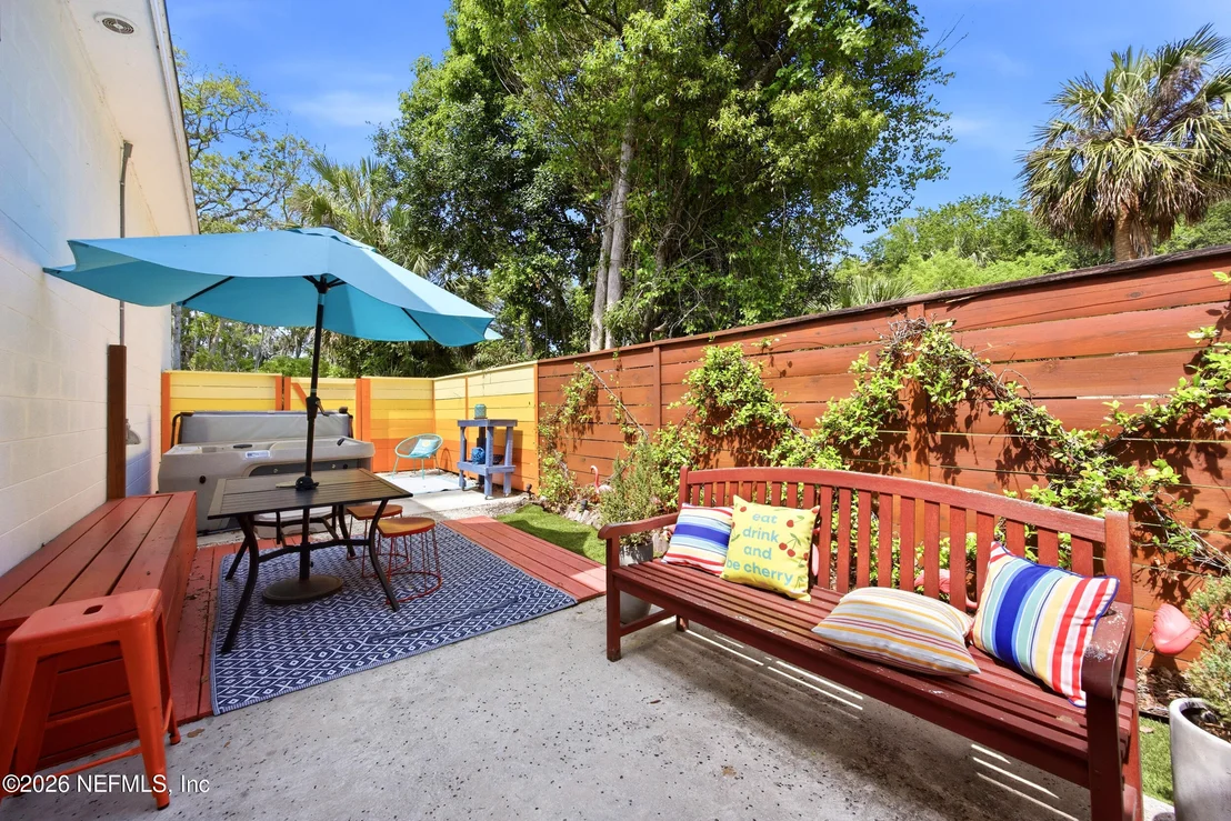 Photo of 580 WHITE Street
