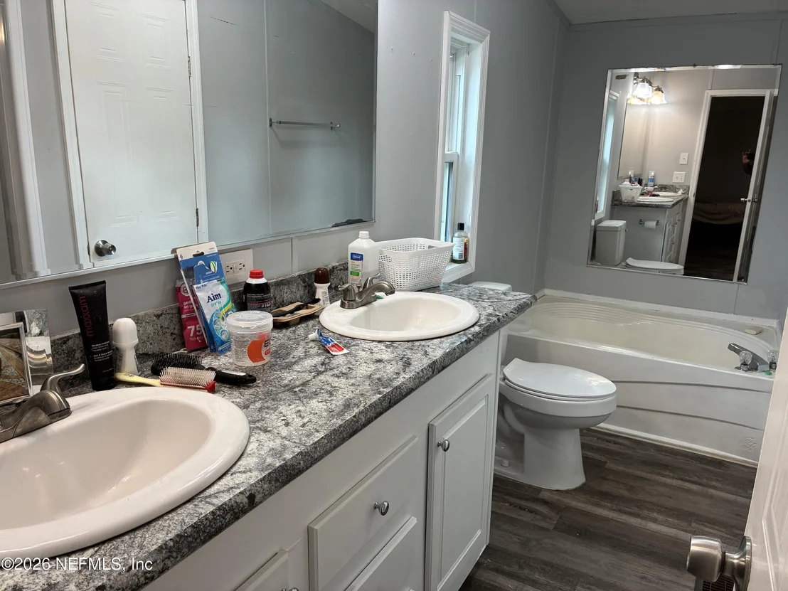 Photo of 104 REAVES Avenue