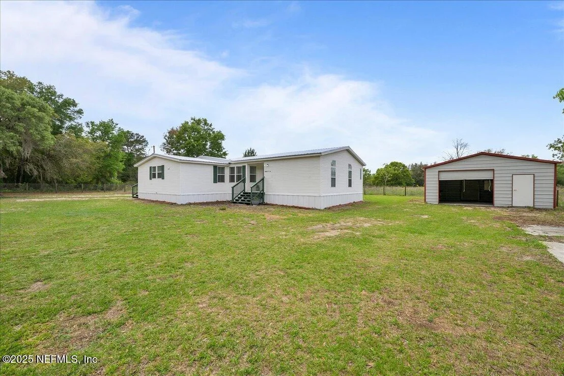 Photo of 725 KITTY Avenue