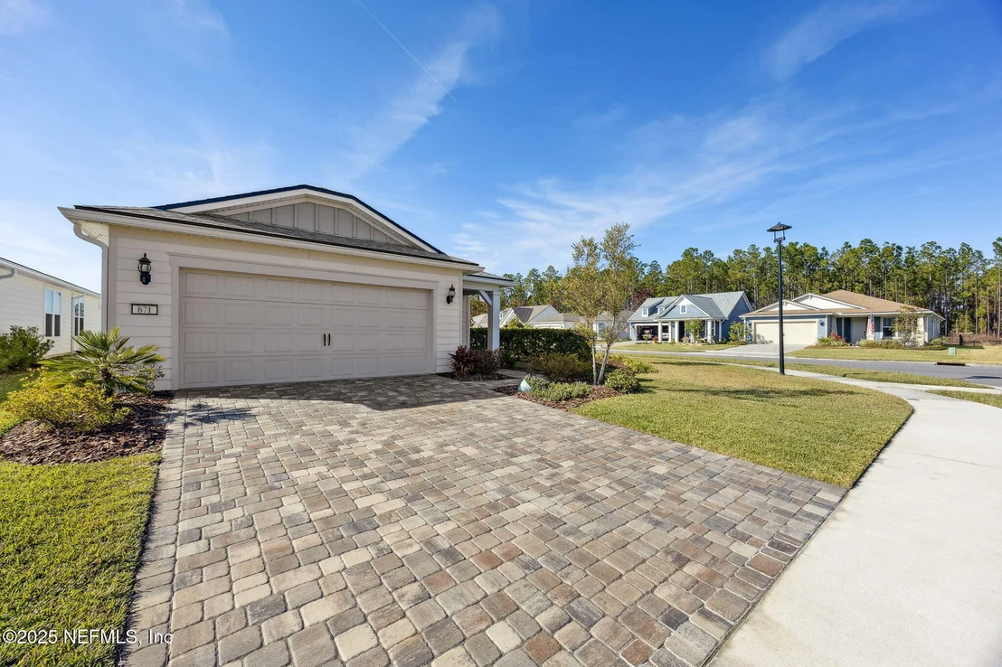Photo of 671 JUBILEE Circle