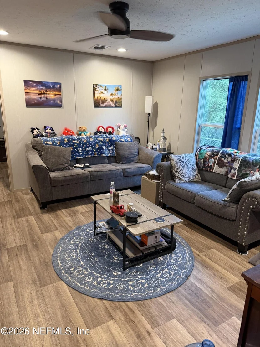 Photo of 5900 SEQUOIA Road
